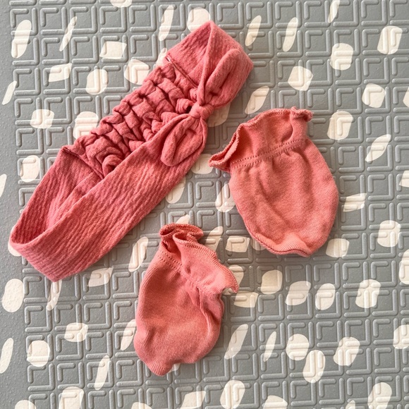 Carter's Pink Ruffled Baby Set - Picture 6 of 7